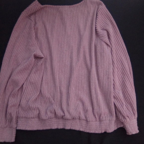 A love story top ( box G ) - Picture 3 of 3